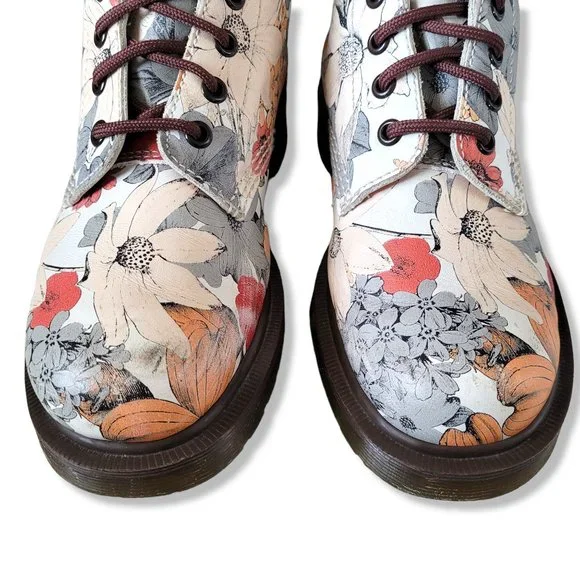 Dr. Martens RARE Pascal Botanic Floral Sand Print 8 Eyelet Lace Up Combat Boot - Picture 3 of 10